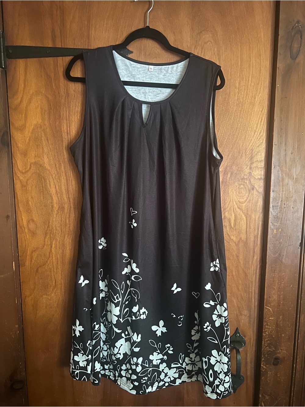 Sleeveless Black Floral Midi Dress